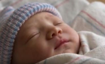 How Much Do Newborns Baby Sleeps